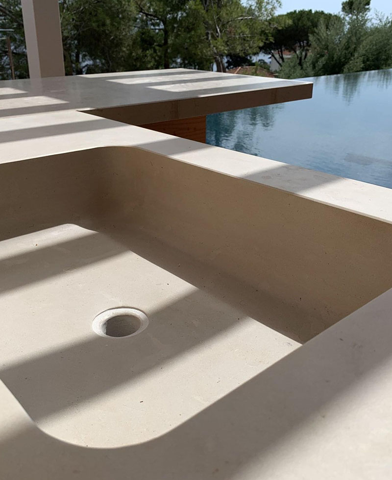 creation-frediani-mobilier-marbre-exterieur